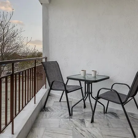 Stylish And Modern - Miltos